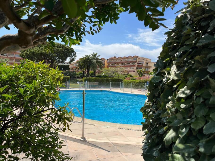 Appartement 4 Personnes Antibes Mer, Piscine, Parking, Tennis, Wifi Buitenkant foto